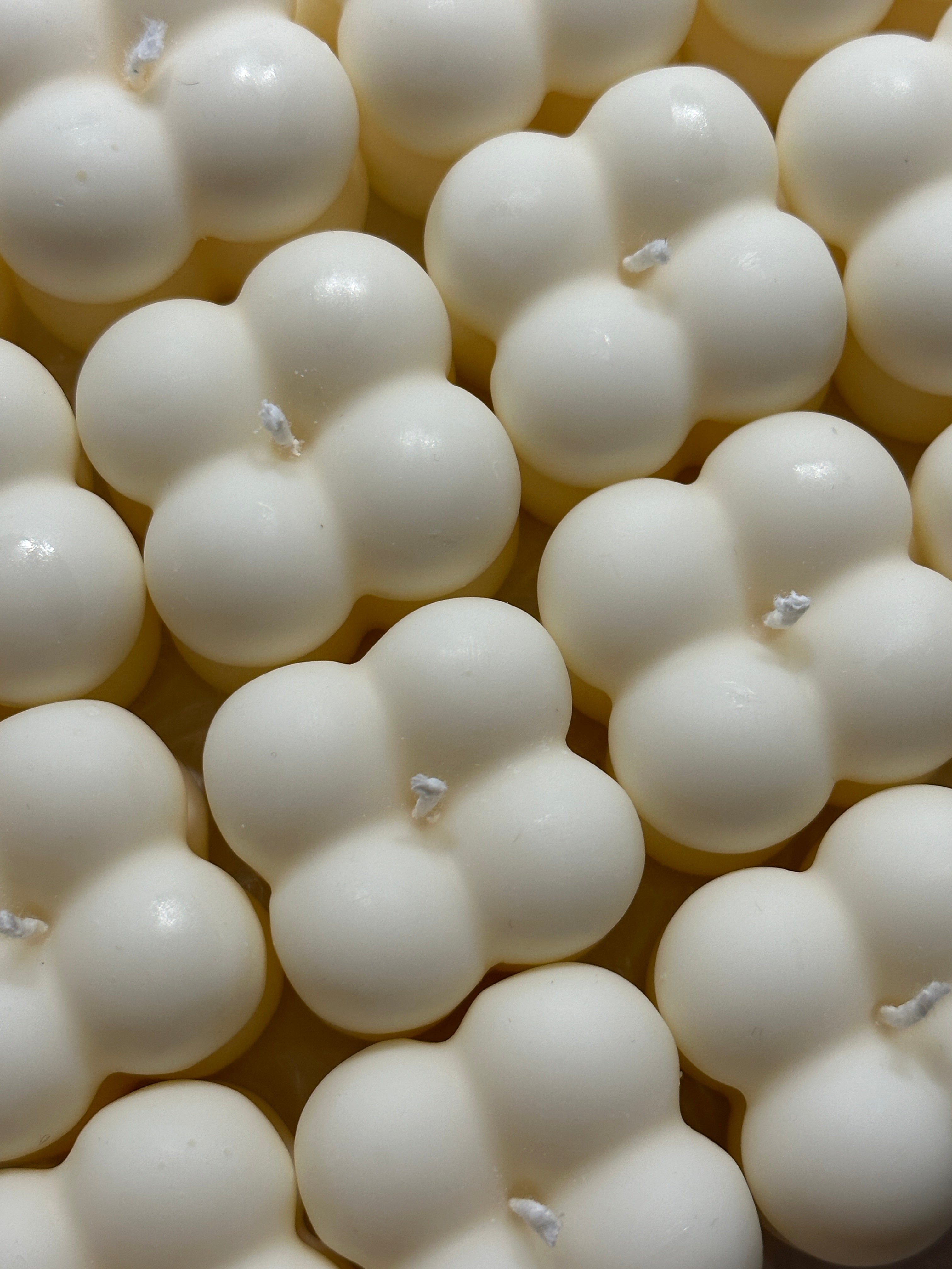 Bougie sculptée minis bubbles - Studio Candela