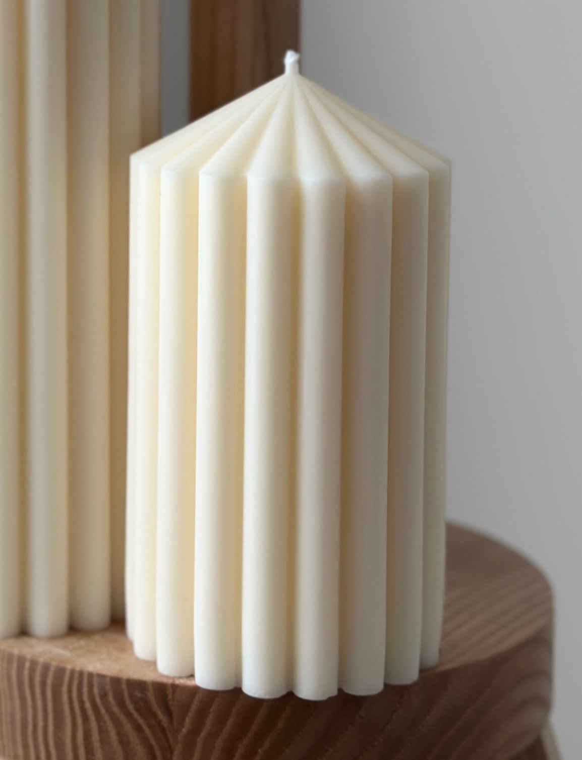 Bougie sculptée colonne  - Studio Candela
