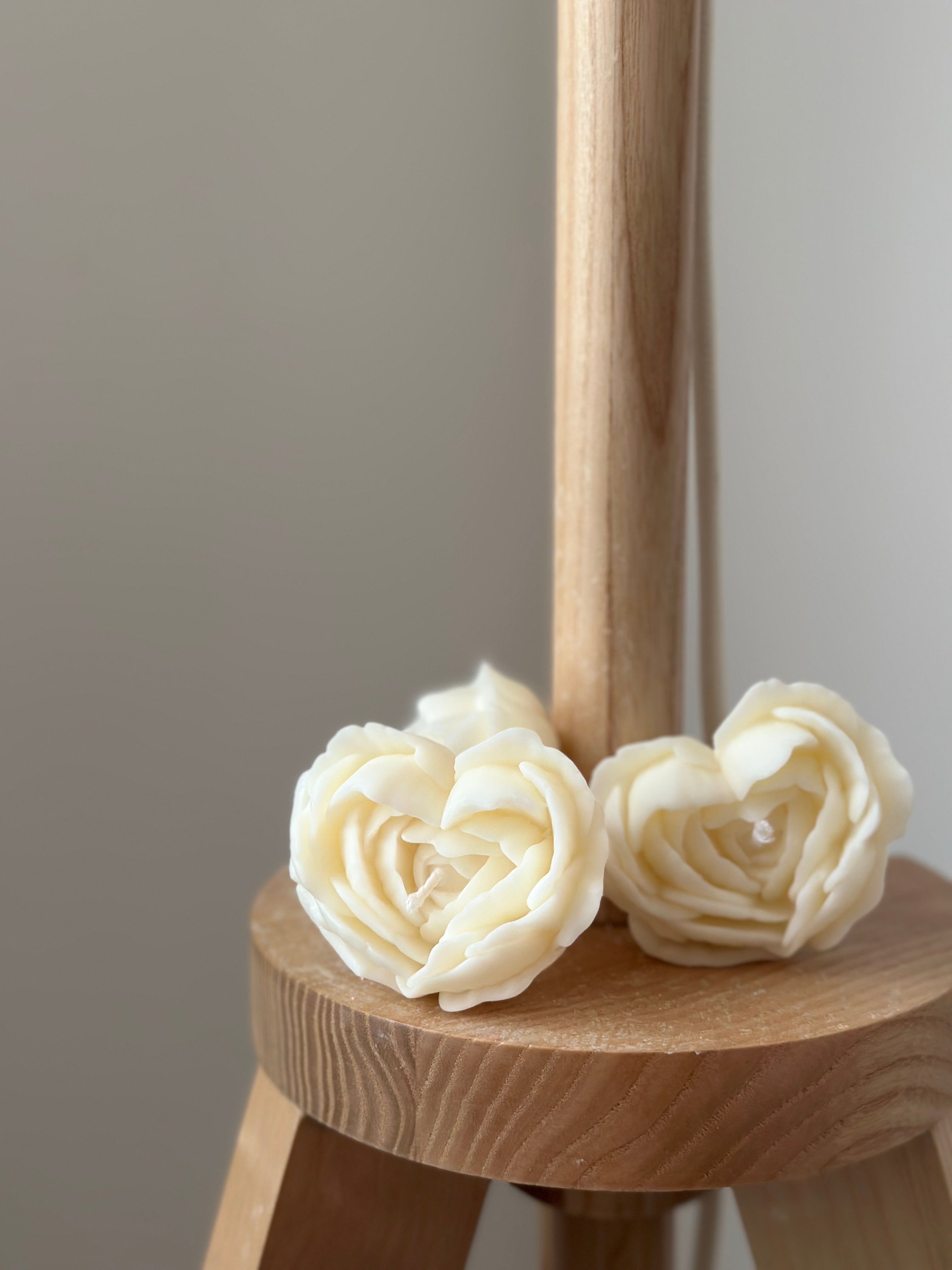 Bougie sculptée coeur d'artichaut - Studio Candela