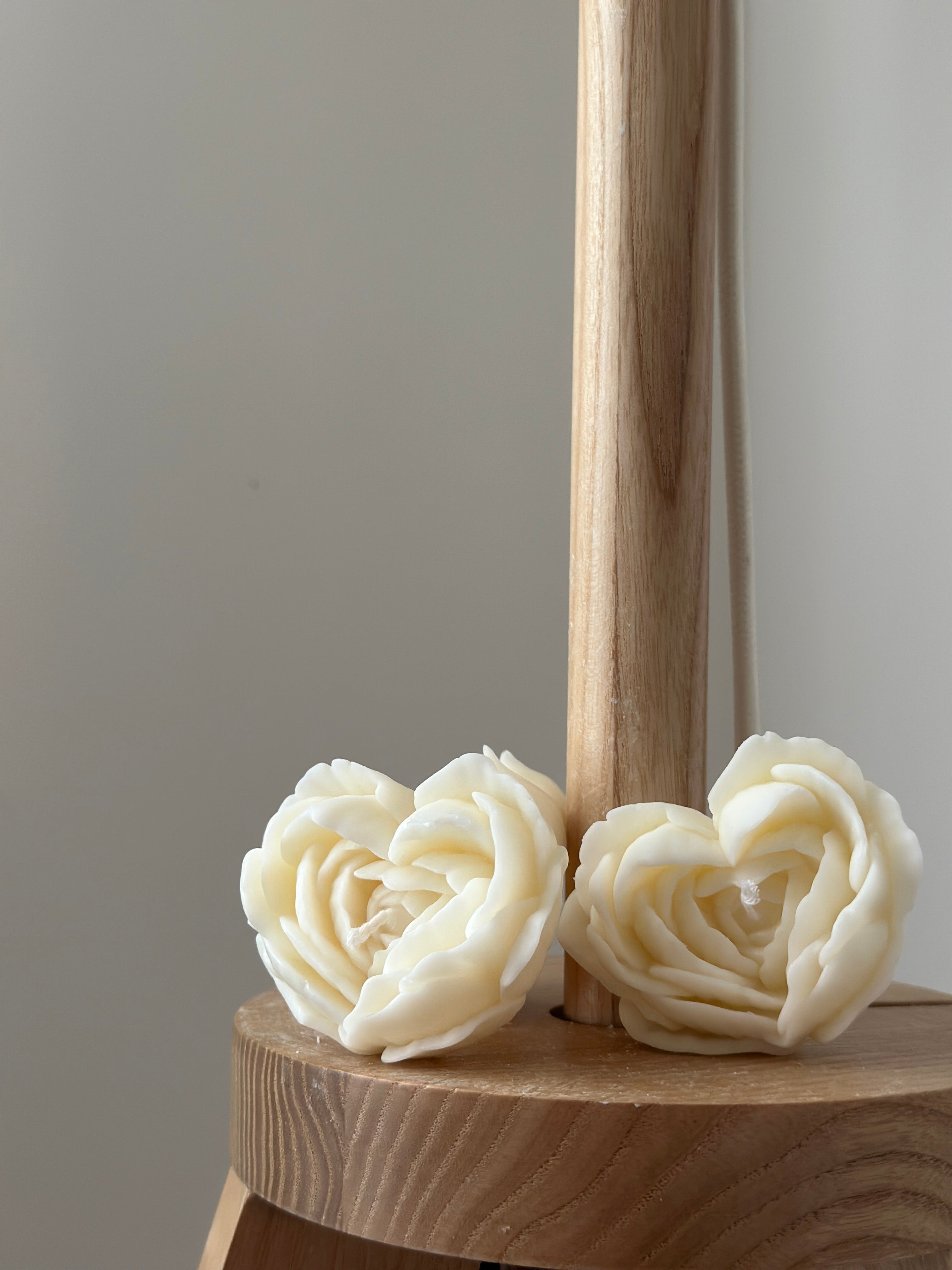 Bougie sculptée coeur d'artichaut - Studio Candela