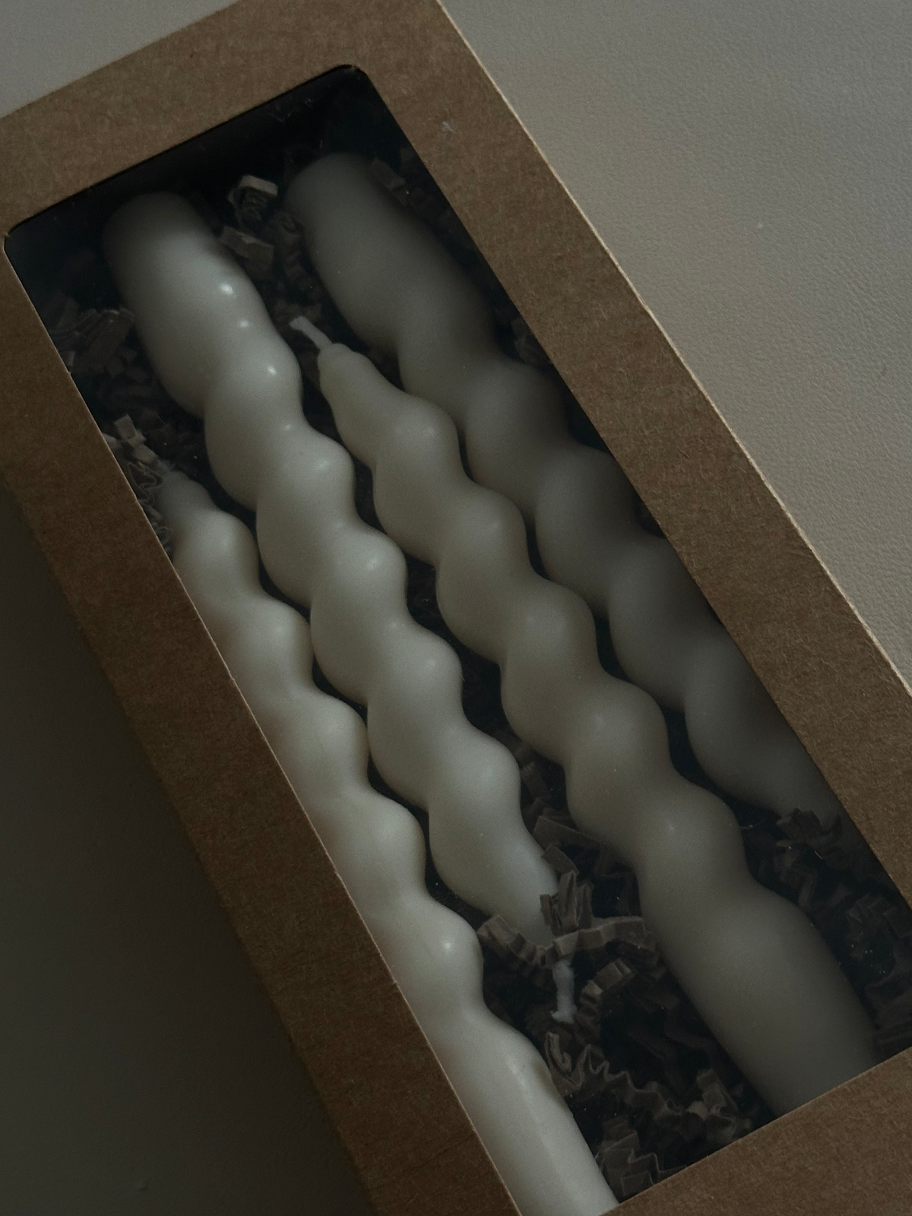 Bougie sculptée conique - Studio Candela