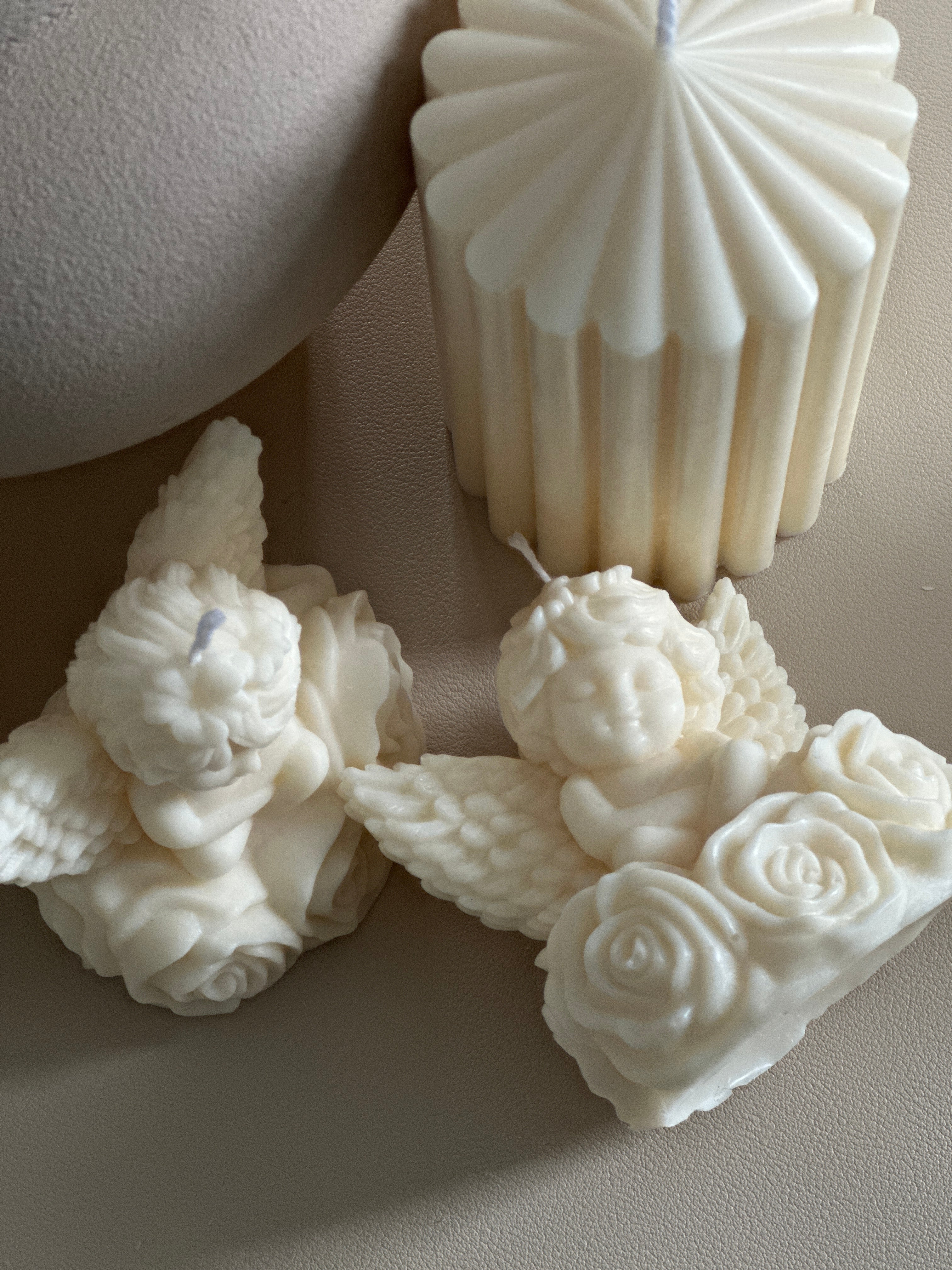 Bougie sculptée Ange - Studio Candela