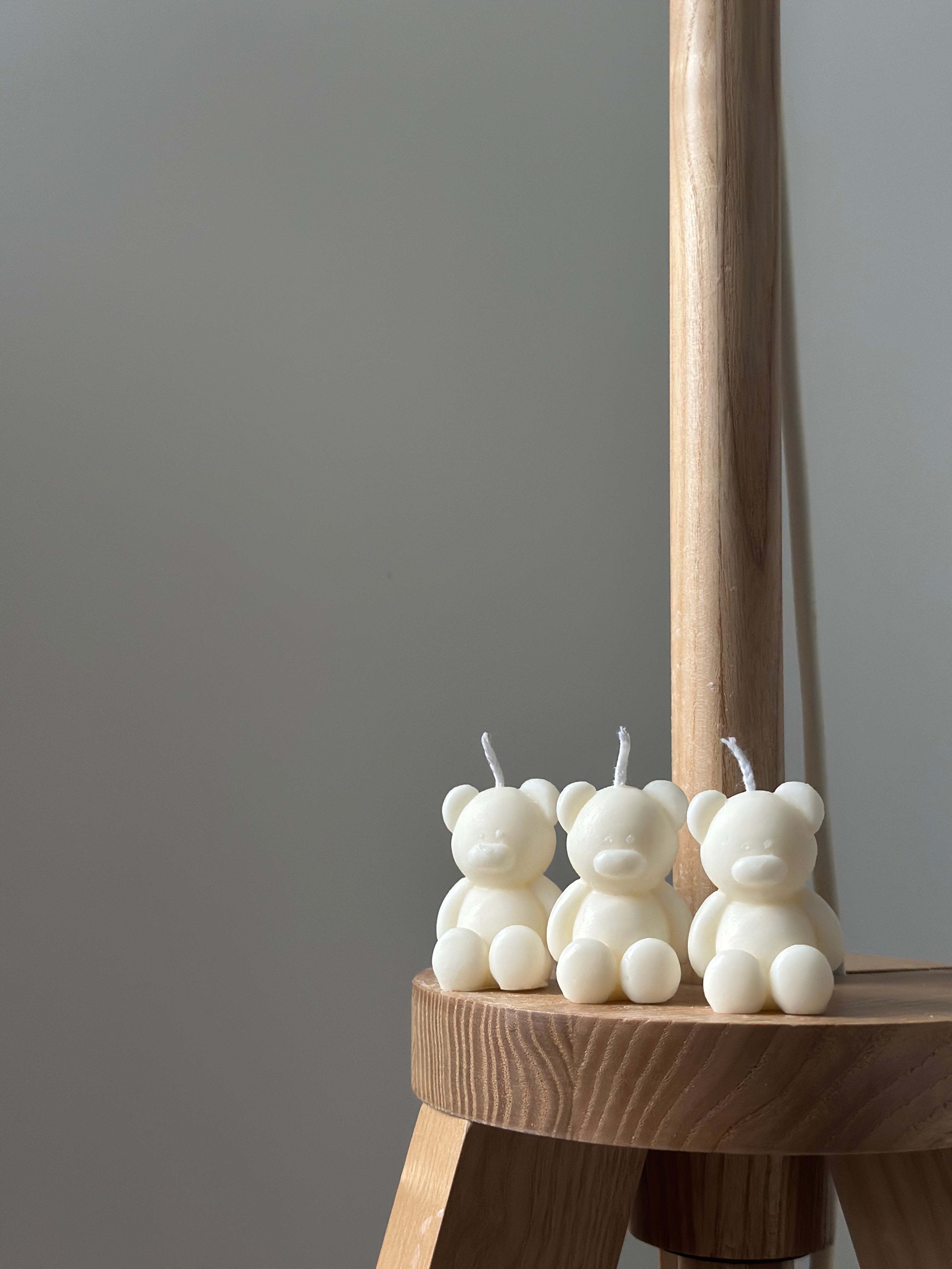 Bougie sculptée minis oursons - Studio Candela