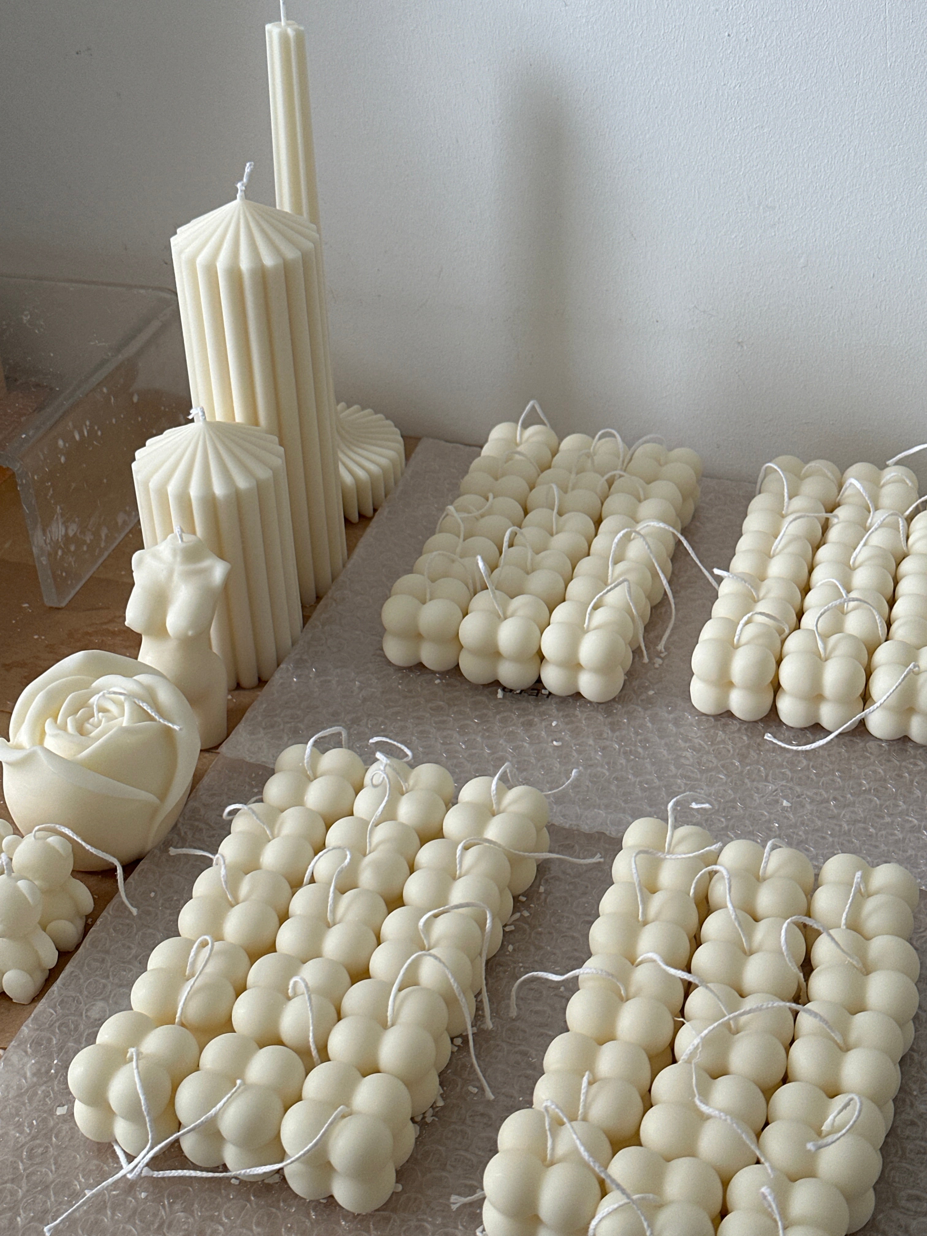 Bougie sculptée minis bubbles - Studio Candela